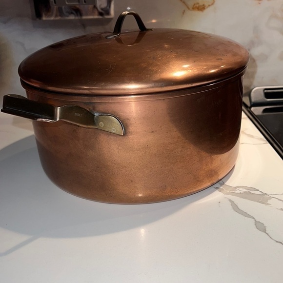 5Q Odi Portugal Round Copper Pot with Lid - Picture 8 of 8